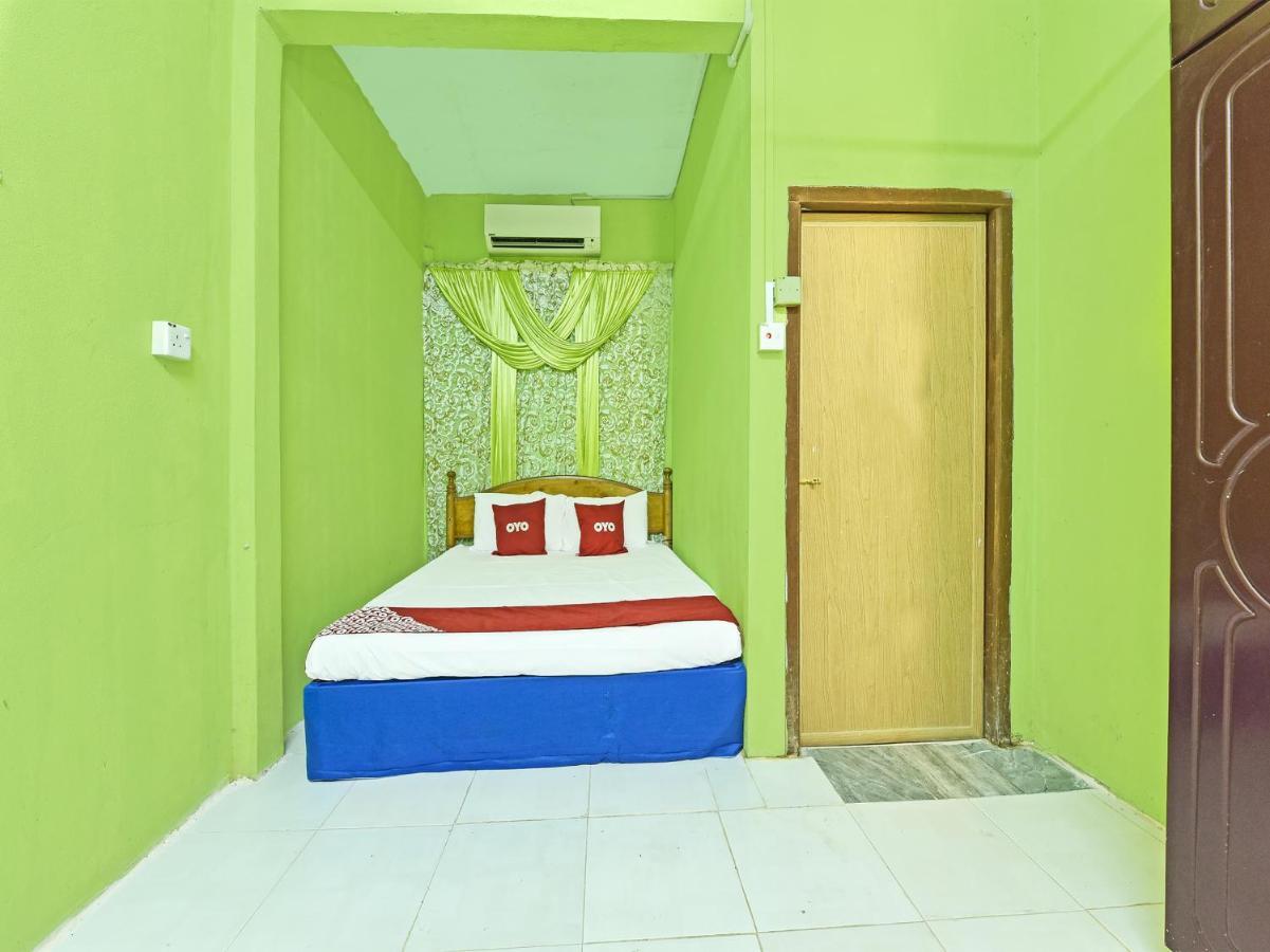 Oyo 90454 Haza Harmoni Guesthouse 코타바하루 외부 사진