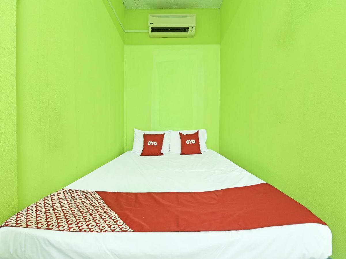Oyo 90454 Haza Harmoni Guesthouse 코타바하루 외부 사진